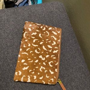 NWOT Madewell dyed cowhide clutch
